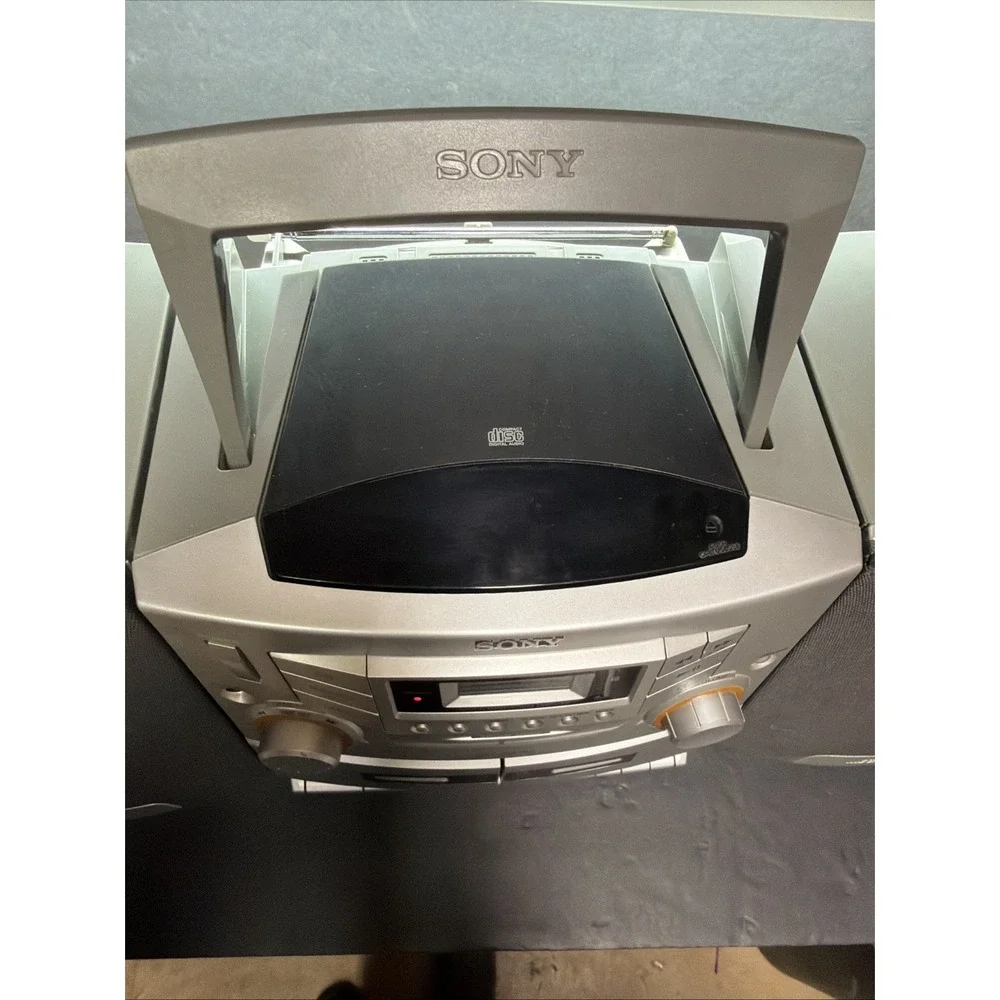 Sony CFD-ZW755 CD/Dual Cassette AM/ FM Radio